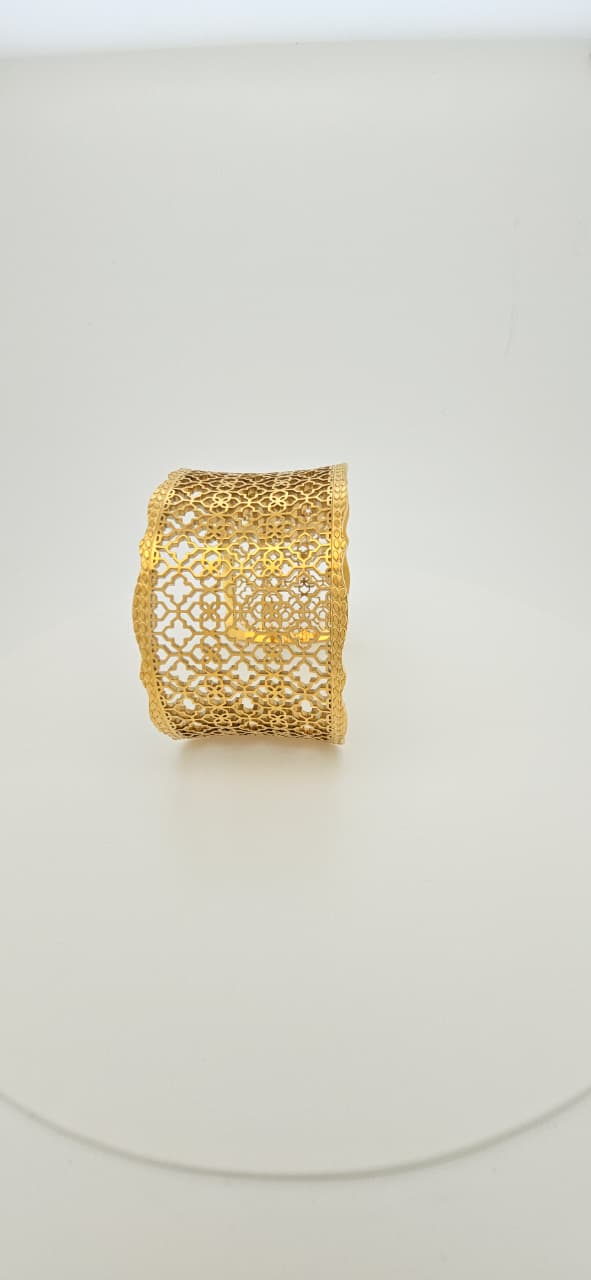 Artificial jewelleryAKaccessories