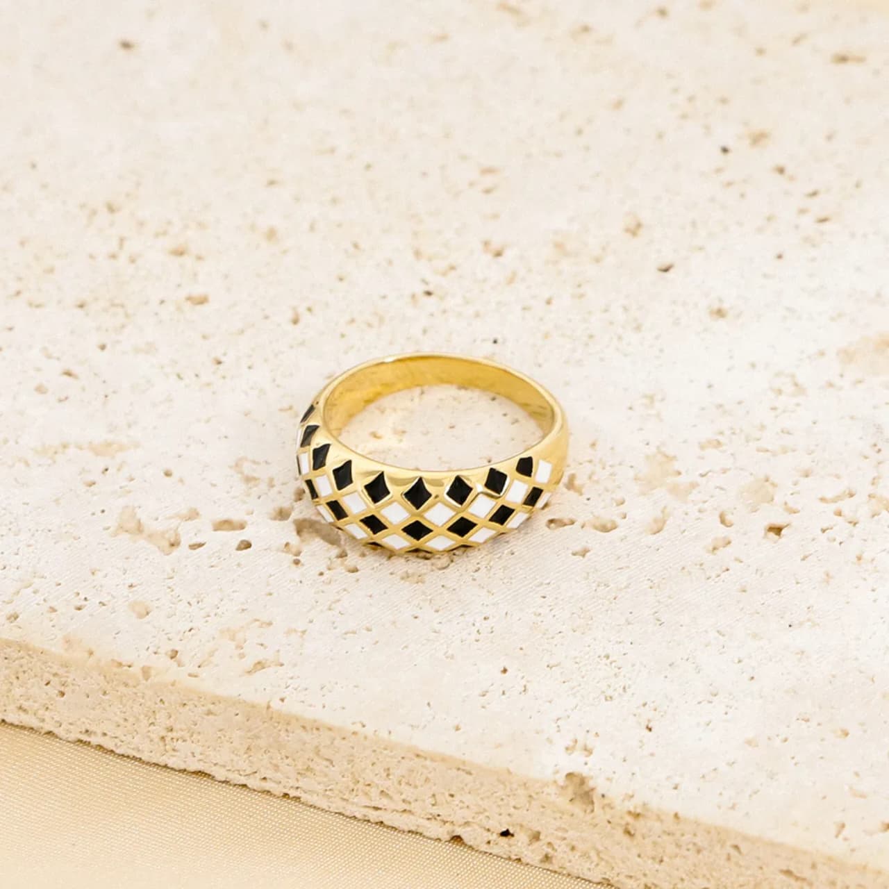 Chess rings