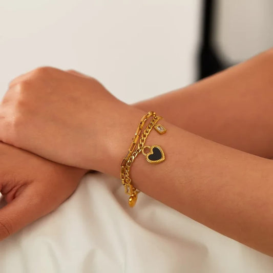 Hola heart double sighted  bercelet
